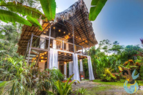 Charming Casa Selah with FiberOp near the Beach!, Puerto Viejo